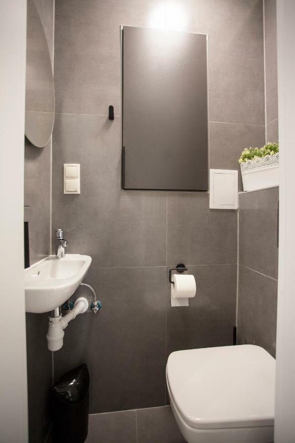 Chmielna - City Center Residence Varsovia Exterior foto